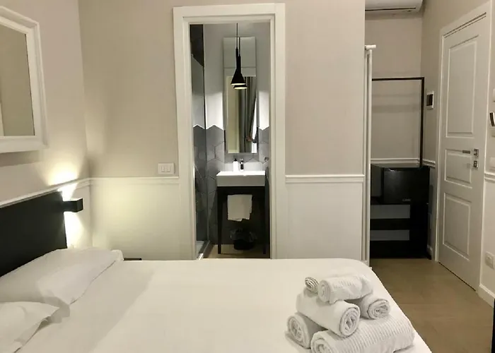 Kukka Rooms Napoli