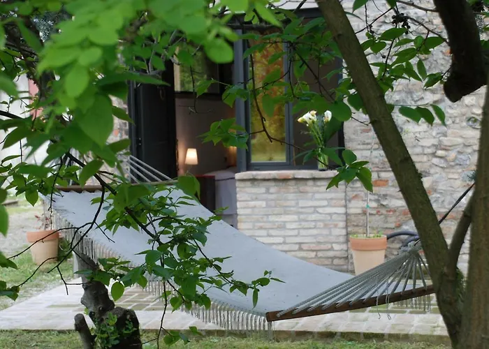 Bed and Breakfast R&B Albero Cavo Parma
