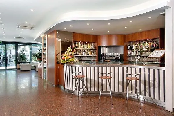 Hotel Savoia Cattolica