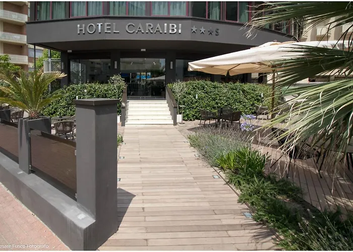 Hotel Caraibi - Long Breakfast Until 11-00 And Dinner Milano Marittima